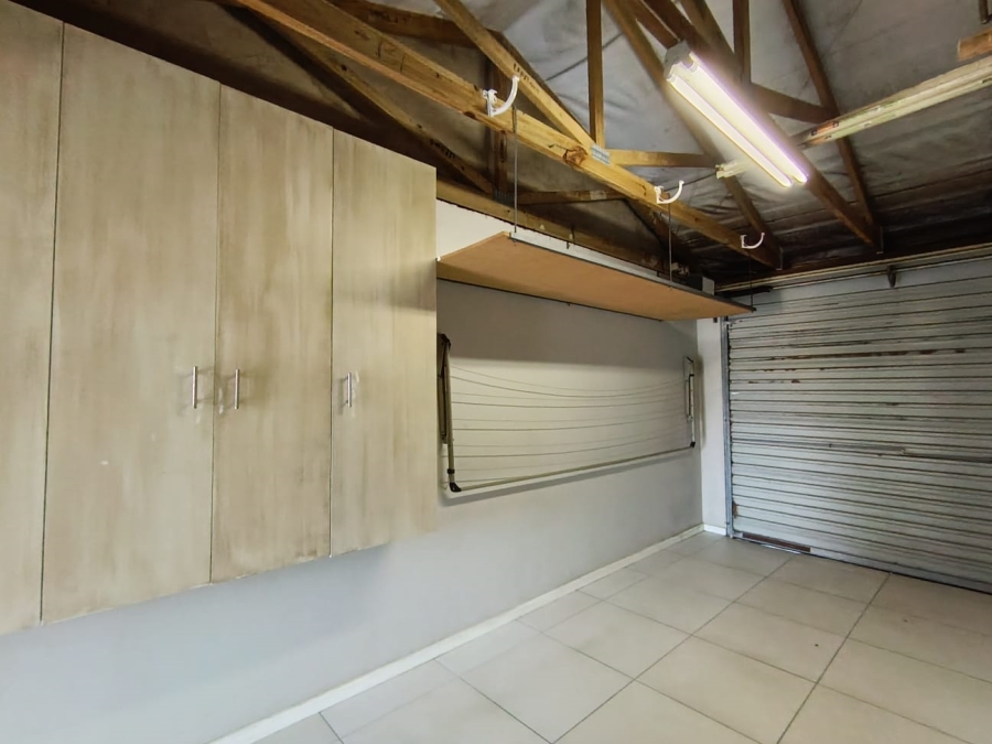 3 Bedroom Property for Sale in Humewood Eastern Cape